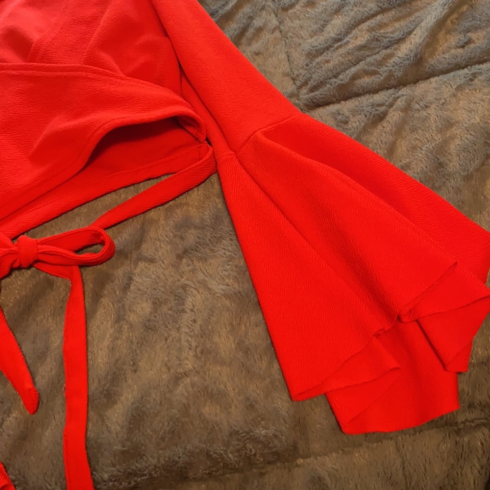 RED TOP - Picture 3 of 4